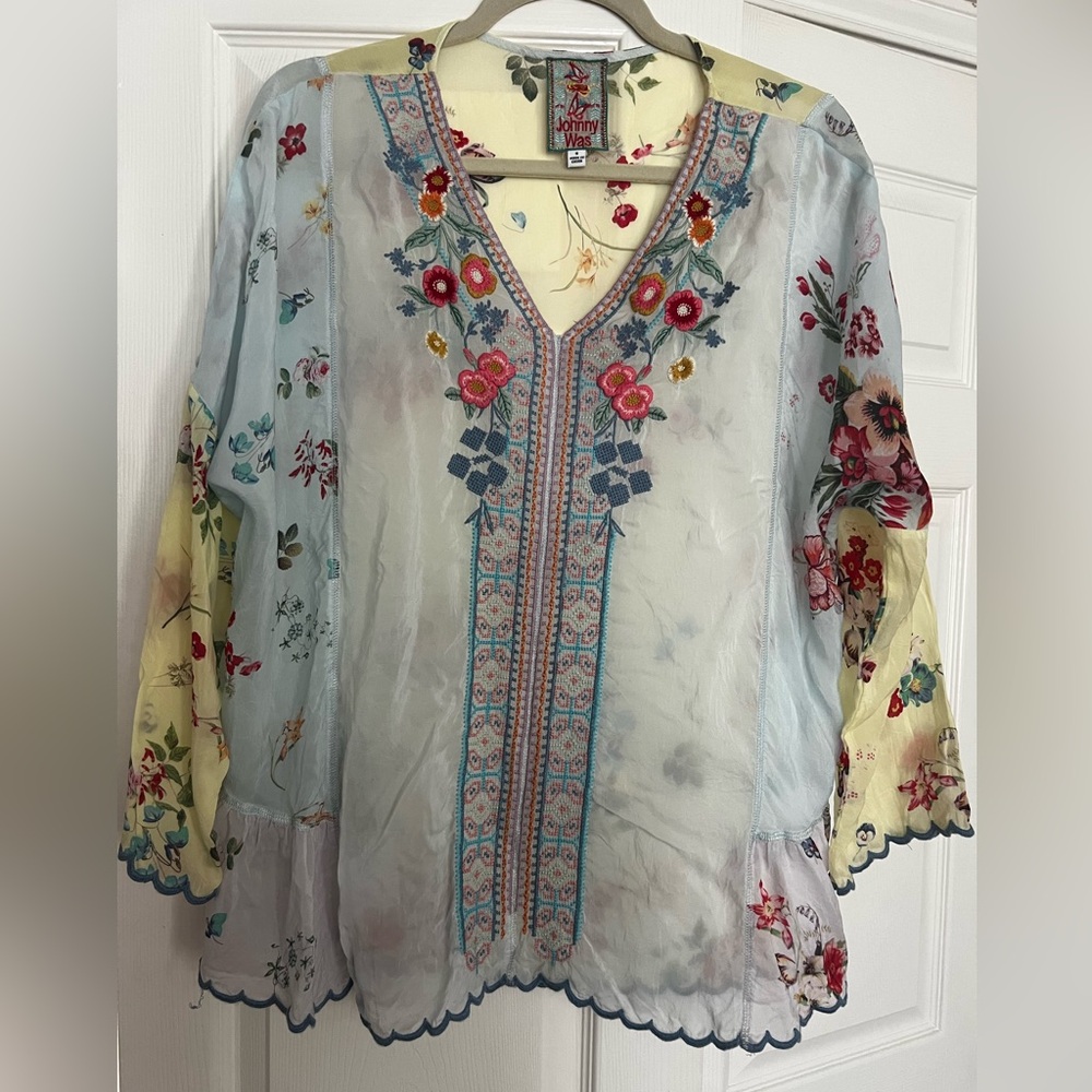Gorgeous Johnny Was Blouse S plus Bonus Blouse by Dor Dor Couture